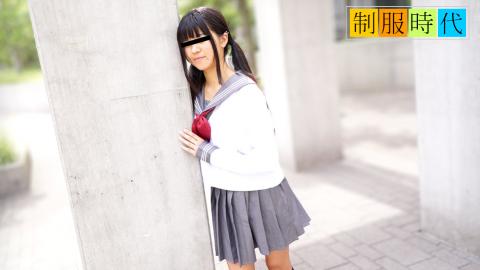 10musume 10-041823-01 The School Uniform: A Delicate Girl With An Innocent Expression ???? Innocent Expression is irresistible delicate girl
